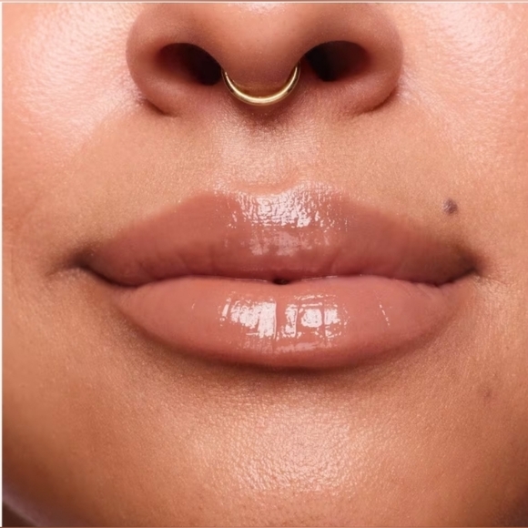 STILA "TOFFEE" Plumping High-Shine Lip Glaze NEW 0.11 fl oz - Picture 3 of 7